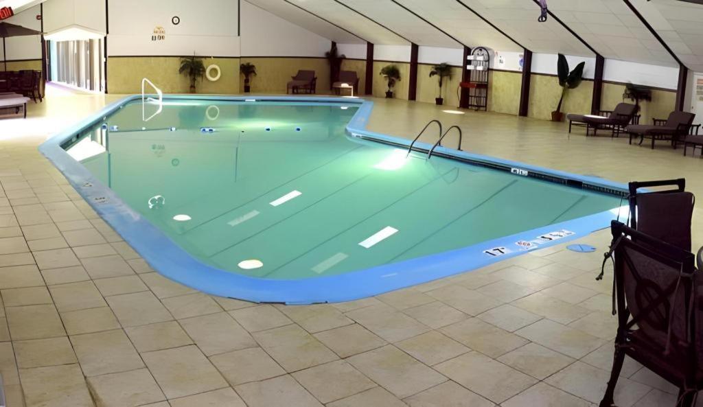 Garden Plaza Hotel Saddle Brook Kültér fotó