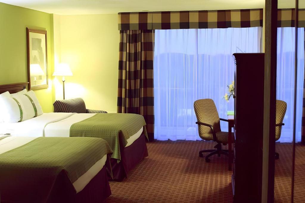 Garden Plaza Hotel Saddle Brook Kültér fotó