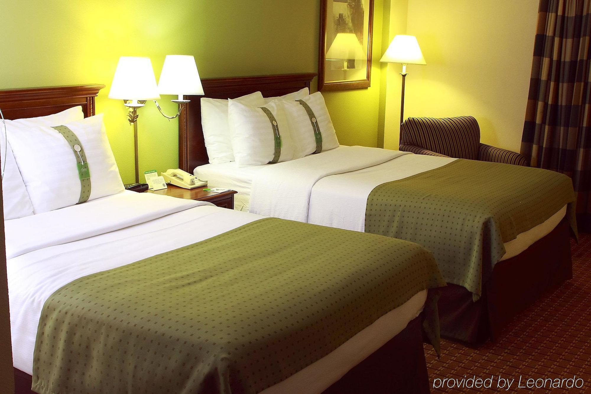 Garden Plaza Hotel Saddle Brook Szoba fotó