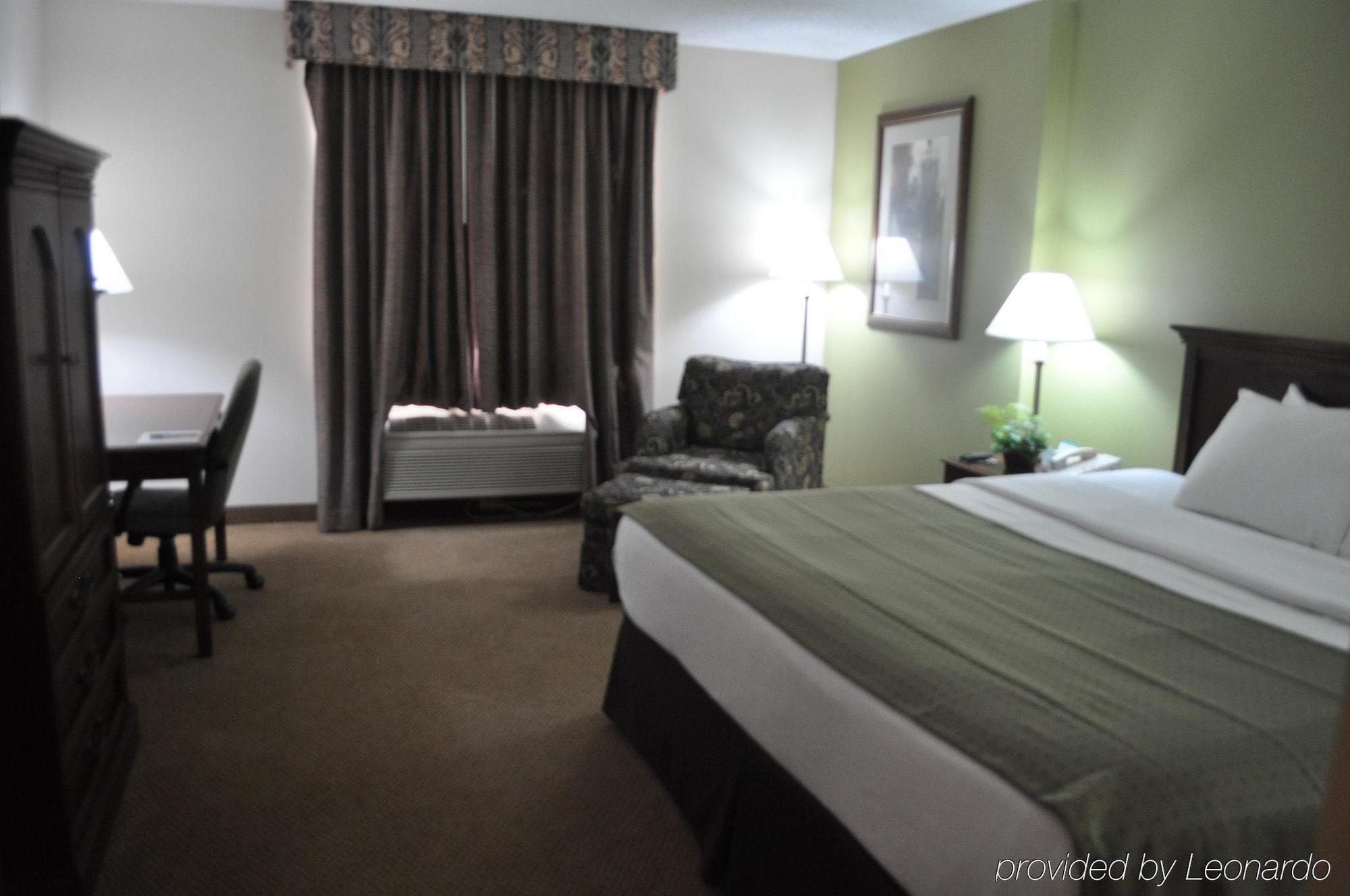 Garden Plaza Hotel Saddle Brook Szoba fotó